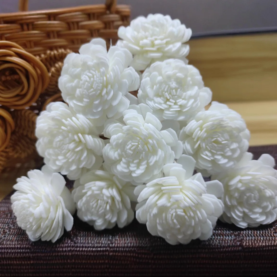 Perfume Fragrance Stick - 10pcs aroma diffusing stick and white